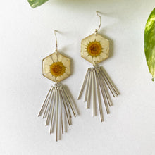 Load image into Gallery viewer, Shinning Daisy Flowers