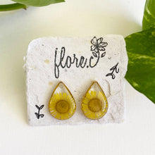 Load image into Gallery viewer, Yellow Flower Teardrop Studs