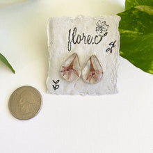 Load image into Gallery viewer, Flower in Teardrop Studs