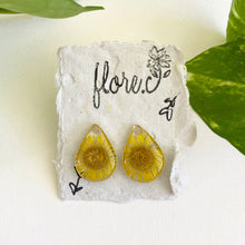 Load image into Gallery viewer, Yellow Flower Teardrop Studs