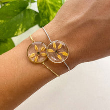 Load image into Gallery viewer, Yellow Star Bracelet