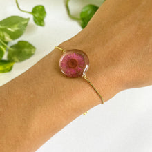 Load image into Gallery viewer, Purple Daisy Bracelet