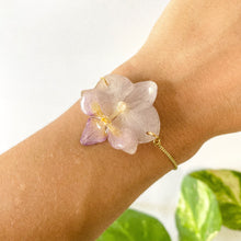 Load image into Gallery viewer, Light Purple Orchid Bracelet No.01