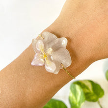 Load image into Gallery viewer, Light Purple Orchid Bracelet No.02