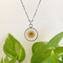 Load image into Gallery viewer, Collar Plata - Margarita Blanca