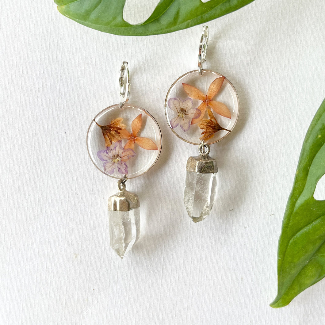 Mixed Flowers & Clear Quartz