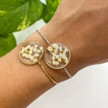 Load image into Gallery viewer, Flores Blancas Bracelet
