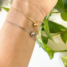 Load image into Gallery viewer, Golden Star Bracelet
