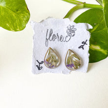 Load image into Gallery viewer, Leaves and Mini Purple Flowers
