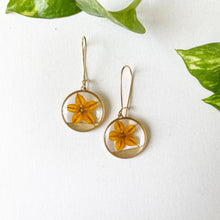 Load image into Gallery viewer, Mini Dangling Flowers
