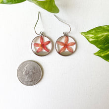 Load image into Gallery viewer, Mini Silver Cruz de Malta Flowers
