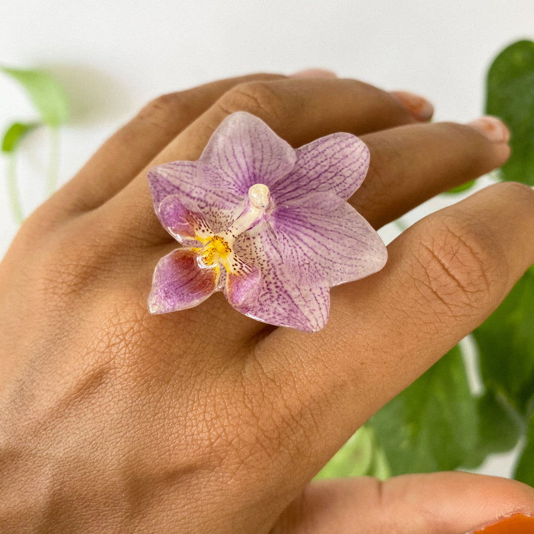Purple Veis Orchid Ring