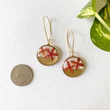 Load image into Gallery viewer, Gold Cruz de Malta Drop
