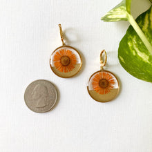 Load image into Gallery viewer, Golden Half Orange Flowers
