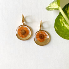 Load image into Gallery viewer, Golden Half Orange Flowers
