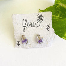 Load image into Gallery viewer, Trueno de Venus Mini Teardrop Studs
