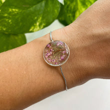 Load image into Gallery viewer, Heart Petals Bracelet
