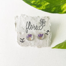 Load image into Gallery viewer, Trueno de Venus Small Circle Studs
